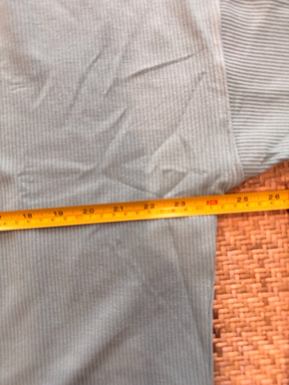 Scuba Rib Versatile Crew Neck - Picture 10 of 11